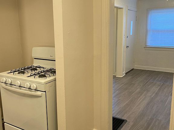5th image of 1818 E 3rd St APT 12