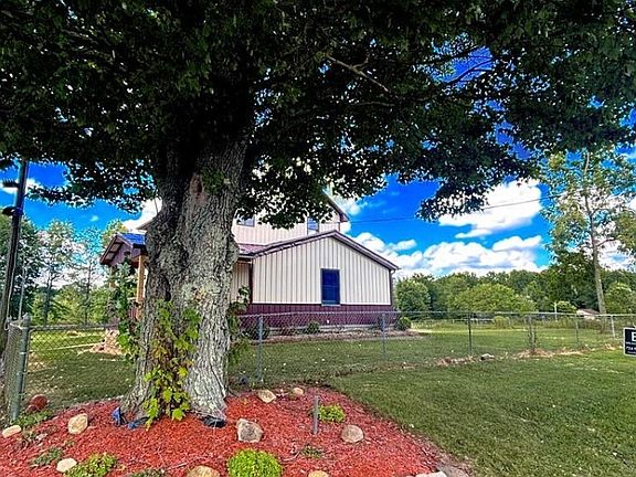 4th image of 4217 Hillsville Rd