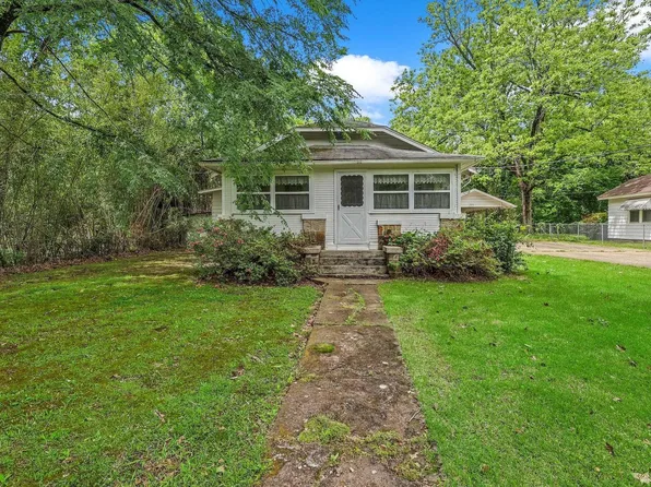 255 W Elm St, Mount Ida, AR 71957