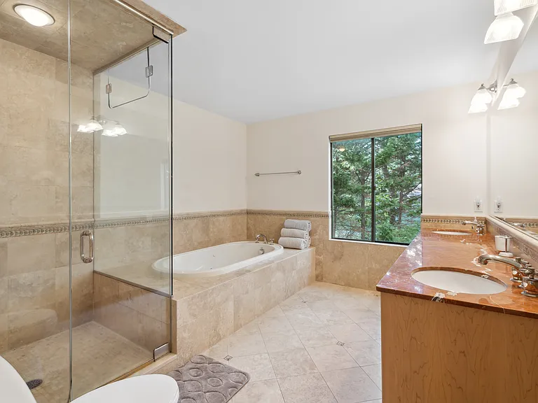 26 Woodland Way — Photo 13