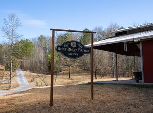 557 Waterford Ln, Rocky Face, GA 30740