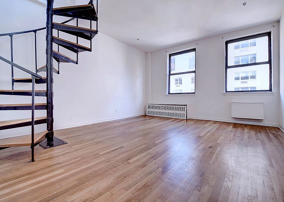 1st image of 131 E 83rd St Penthouse C