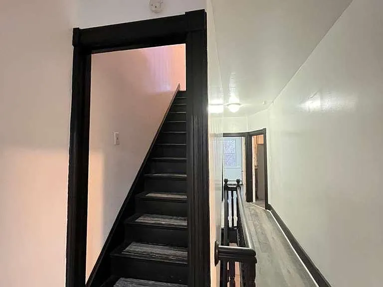 327 Prospect St #1 — Photo 4