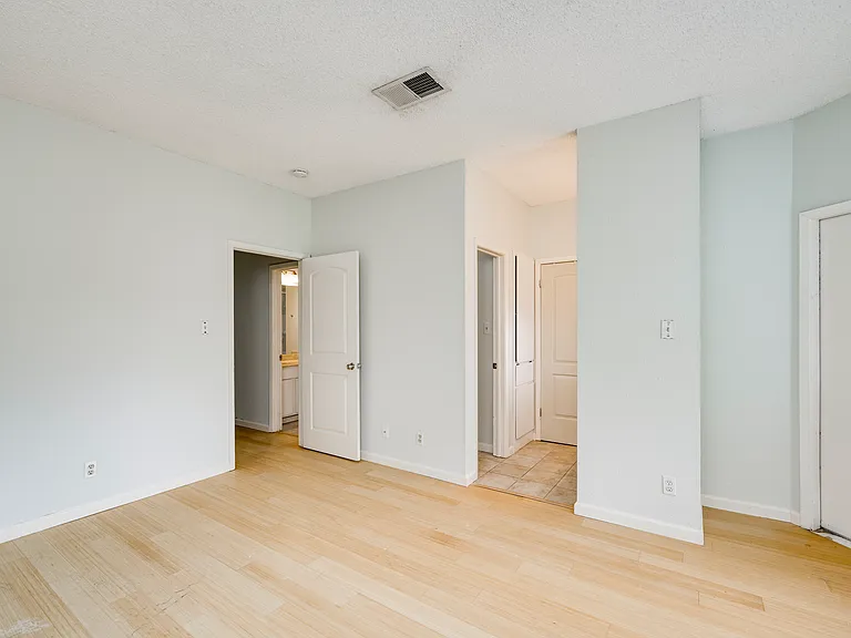 5304 Indio Cv #A — Photo 17