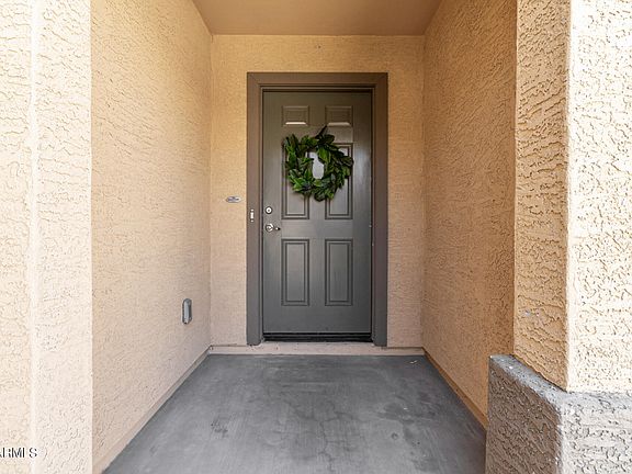 3rd image of 16351 W LATHAM Street
