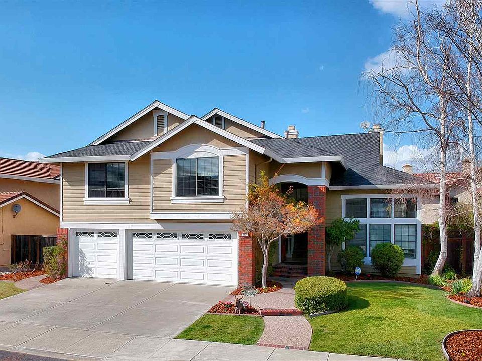1st image of 3053 Paseo Granada
