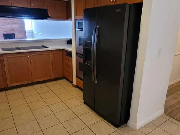 858 12th St APT 8, Santa Monica, CA 90403