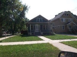 321 Evans Ave, Aurora, IL 60505