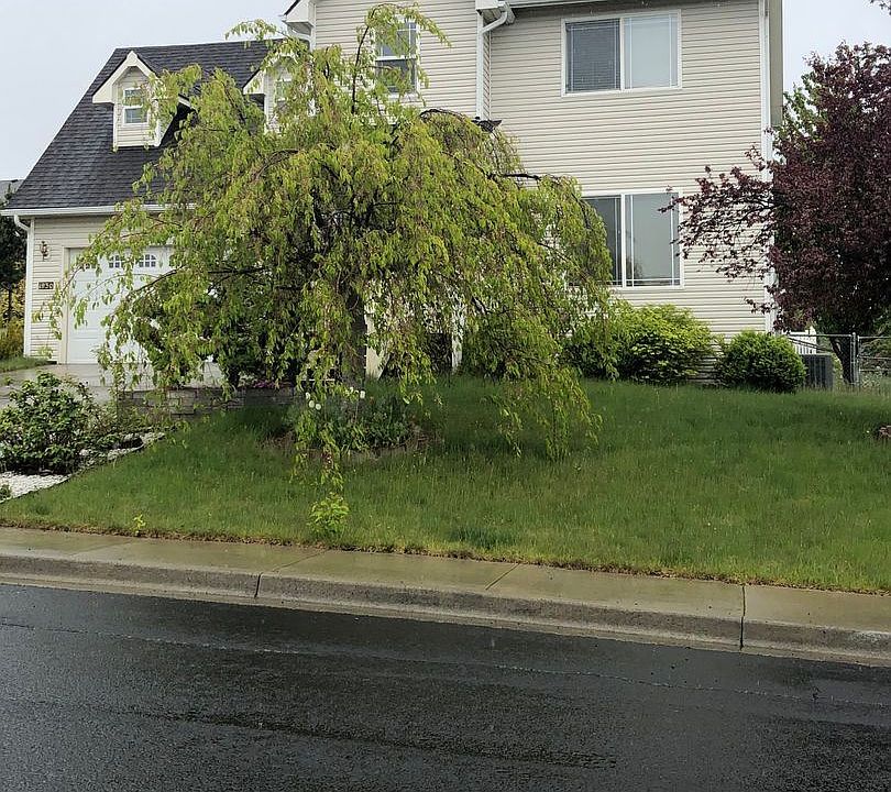 1st image of 1930 NW Arcadia Dr