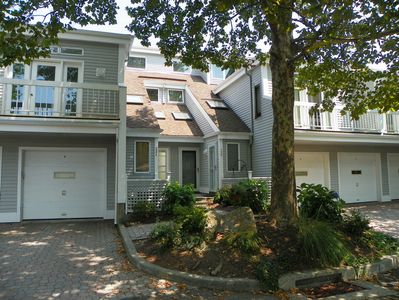 133 Breakers Ln, Stratford, CT, 06615