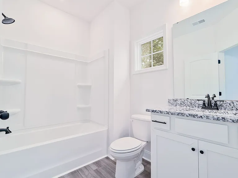 860 Tripe St — Photo 22
