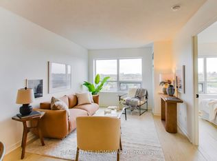 60 Heintzman St #1315, Toronto, ON M6P5A1