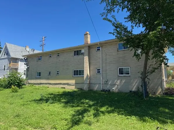 810 West Lapham BOULEVARD, Milwaukee, WI 53204