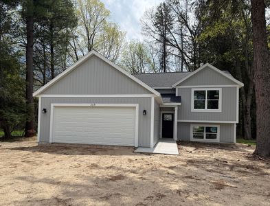 209 W South St, Greenville, MI, 48838