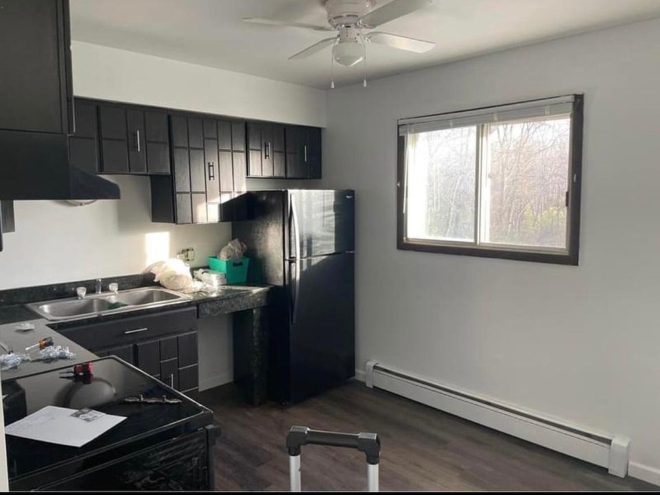 1st image of 710 E 72nd Pl #B