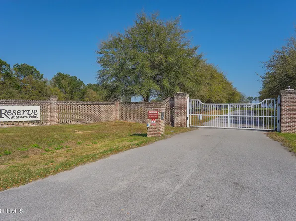 43 Reserve Dr, Seabrook, SC 29940