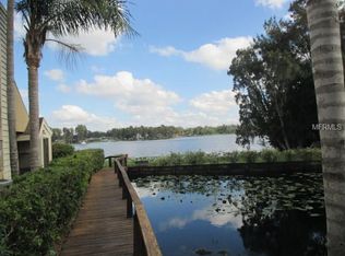3408 Ellenwood Ln, Tampa, FL 33618