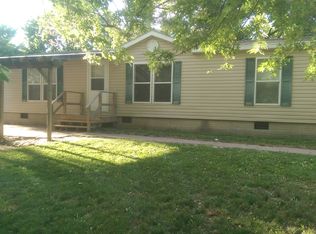 210 W 5th St, Hickman, NE 68372