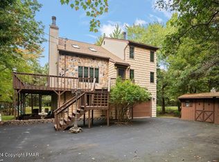 1265 Clover Rd, Long Pond, PA 18334