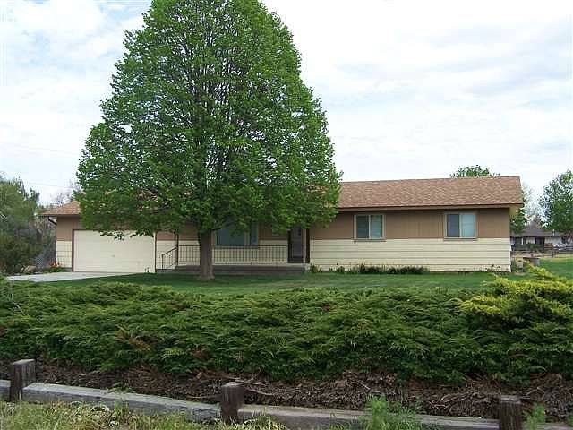 1st image of 10250 N Iowa Ave