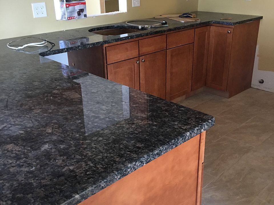 Kitchen, Breakfast peninsula