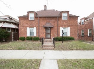 8226 S Luella Ave, Chicago, IL 60617