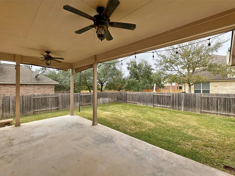 3806 Azur Ln — Photo 29