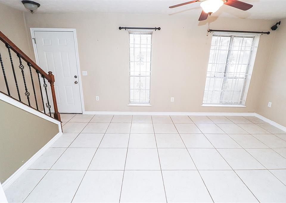 1st image of 13445 Castilian Dr