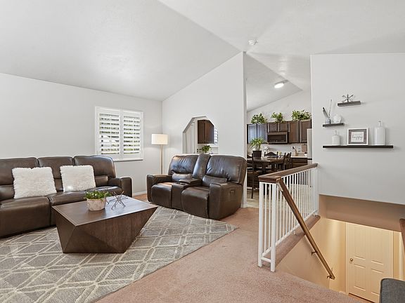 5th image of 3076 S Alderstone Bay