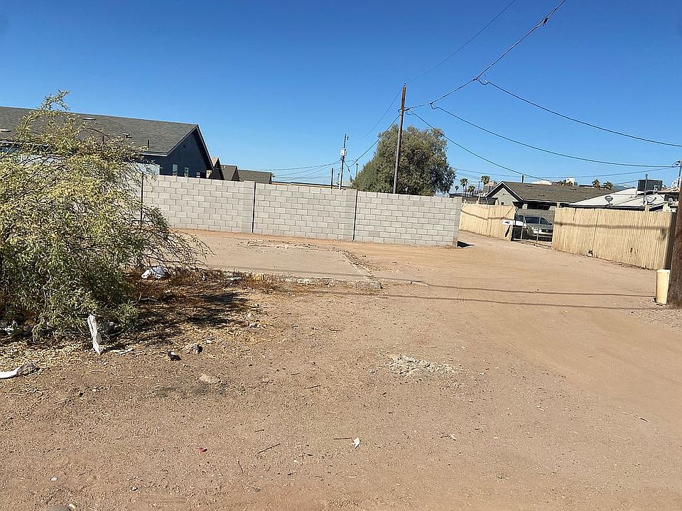 2nd image of 744 W Pima St