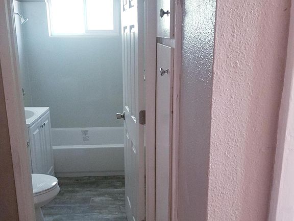 4th image of 2443 Wyda Way #1909-1901-