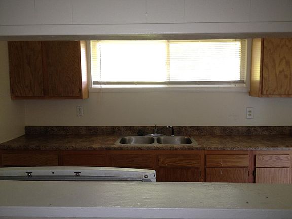 5th image of 8624 Balboa Dr