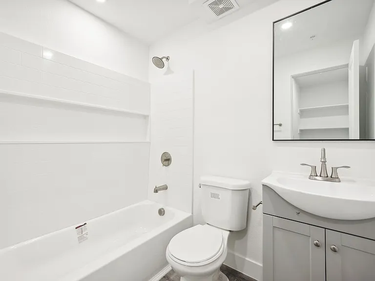 11800 E Colfax — Photo 22