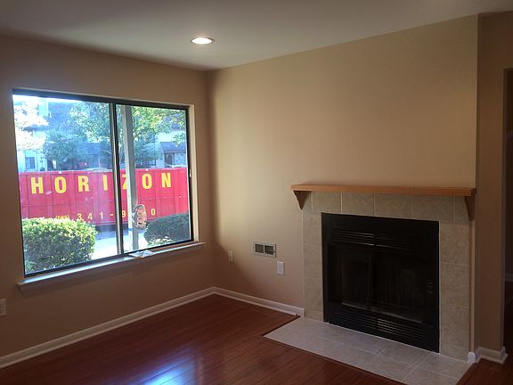 4th image of 112 Hampshire Dr