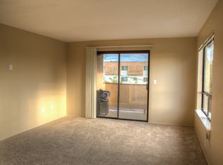 11011 Greenwood Ave N APT 8, Seattle, WA 98133