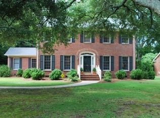 822 Gilchrist St, Laurinburg, NC 28352