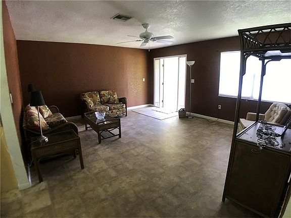 3rd image of 2394 Baird St
