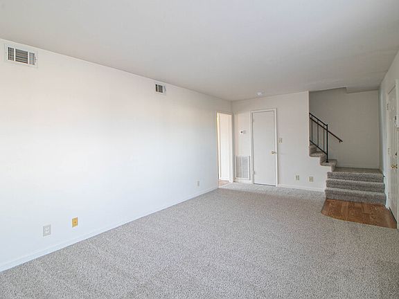 2nd image of 1603-08 Minglewood Dr
