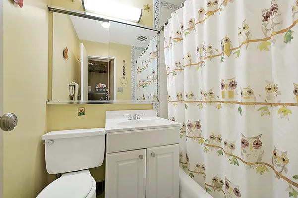 Sold by Nest Seekers International | media 26