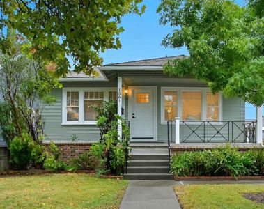 1561 49th St, Sacramento, CA, 95819