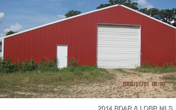 2nd image of 326 Pecan Ln