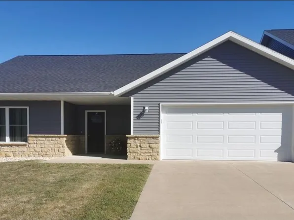 545 W Adams St #A, Platteville, WI 53818