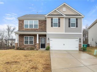 3696 Waterford Oak Ct, High Point, NC 27265