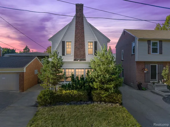 14421 Harbor Is, Detroit, MI 48215