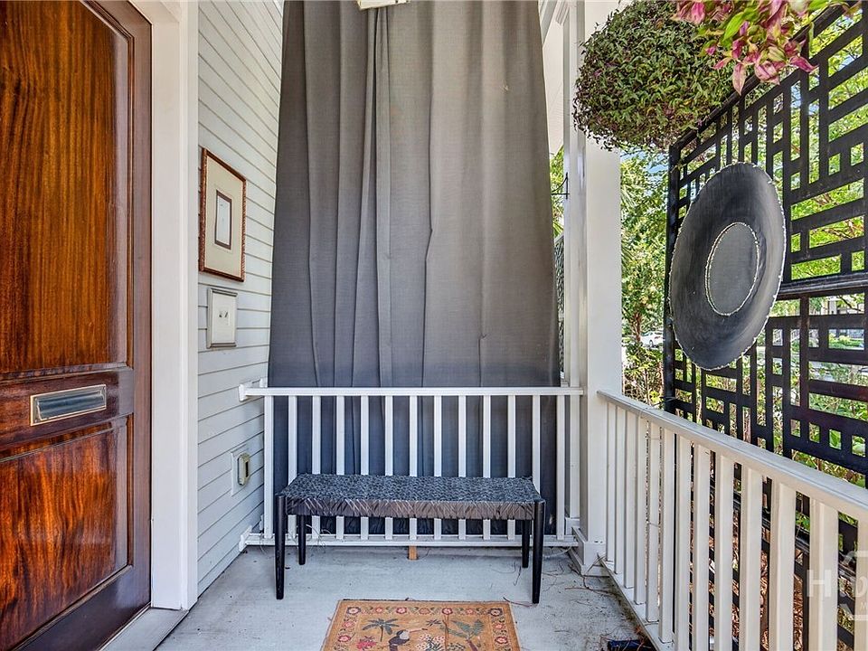 1st image of 2315 Barnard Street