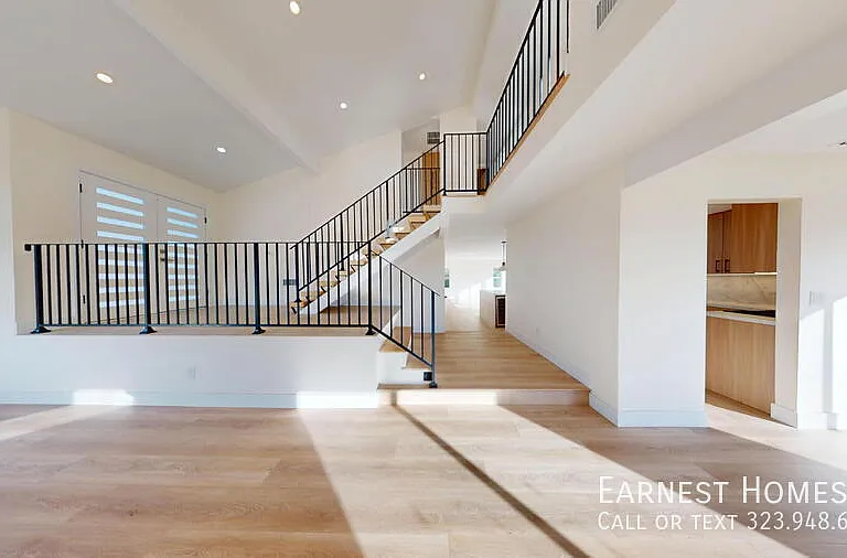 4455 Deanwood Dr — Photo 1