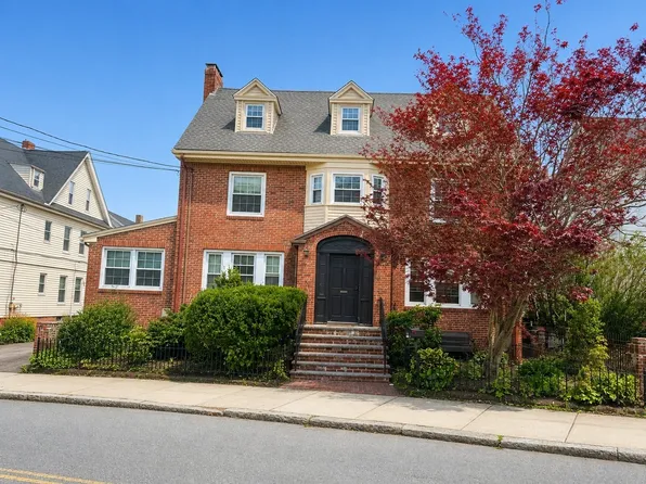 18 Pierce St, Malden, MA 02148