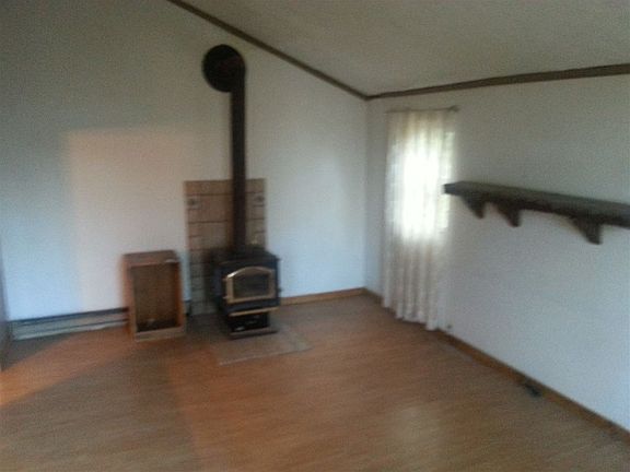 4th image of 346 Murphy Rd