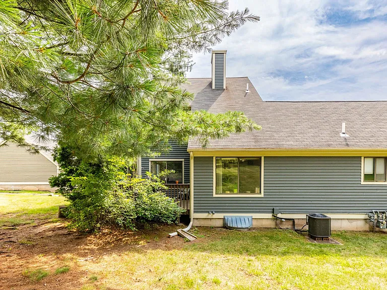 20 Reed Ct — Photo 30