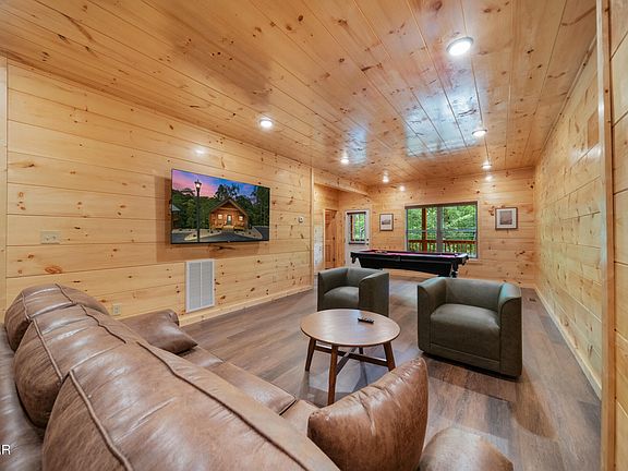 5th image of 804 String Run Way Lot B5